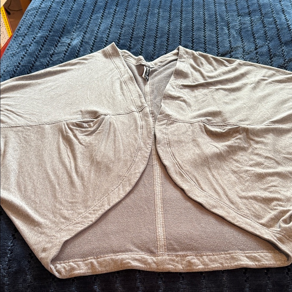 Athleta cocoon wrap